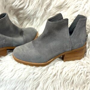 Sorel Women’s Booties, Grey Leather, Women’s Size 7